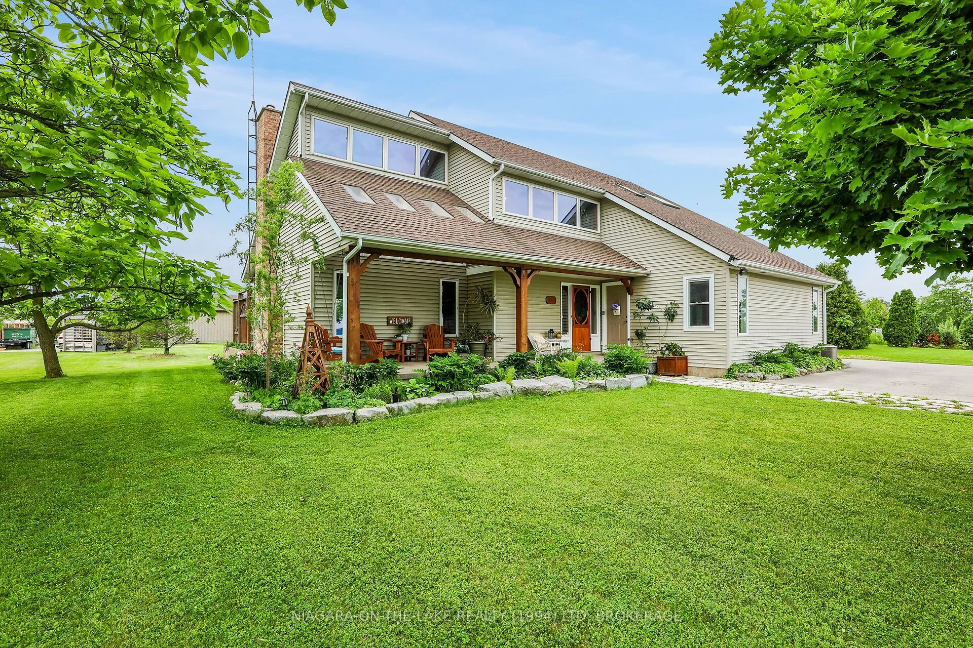 445 QUEENSTON Road, ON L0S 1J0