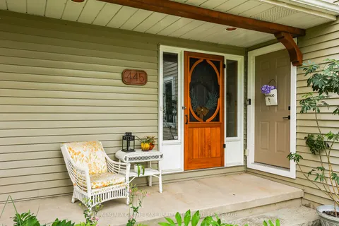 445 QUEENSTON Road, ON L0S 1J0