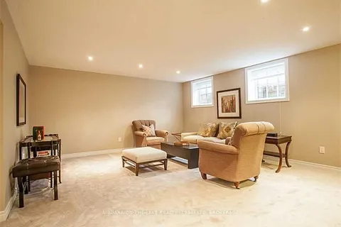 9 NORTON Street, ON L0S 1J0