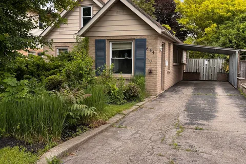 644 Grosvenor Street, ON N5Y 3T4