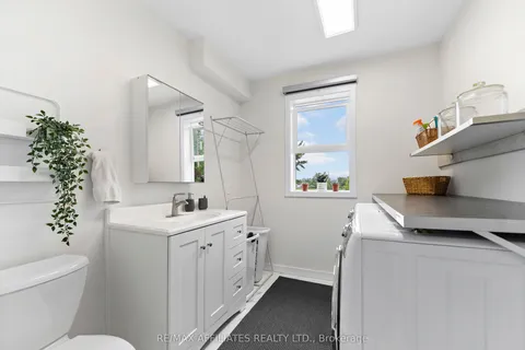 139 Rainbow Valley Drive, ON K7A 5B8