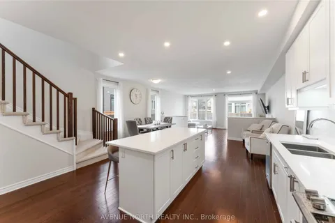 121 Nepeta Crescent, ON K1T 0S5