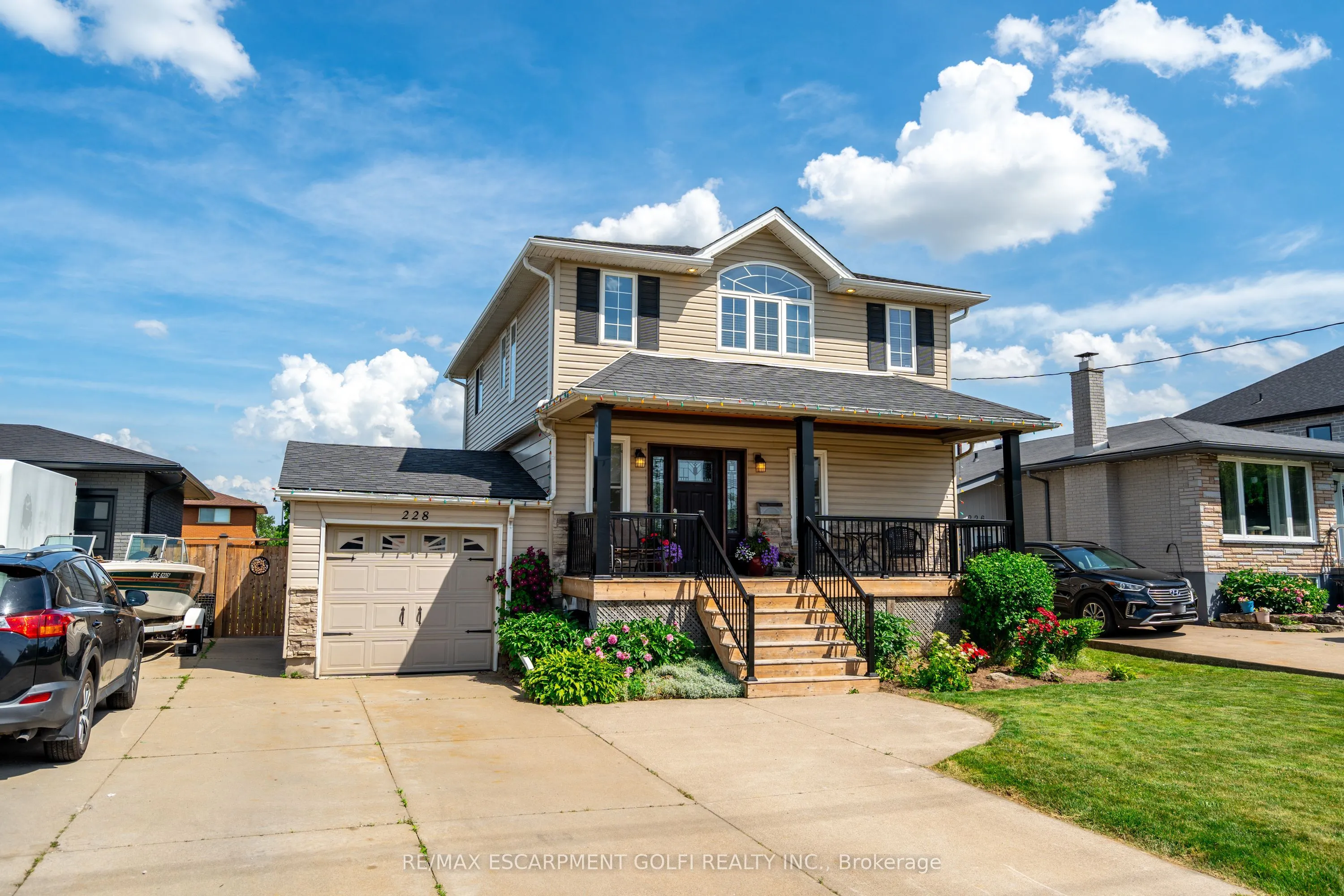 228 Green Road, ON L8E 2A5