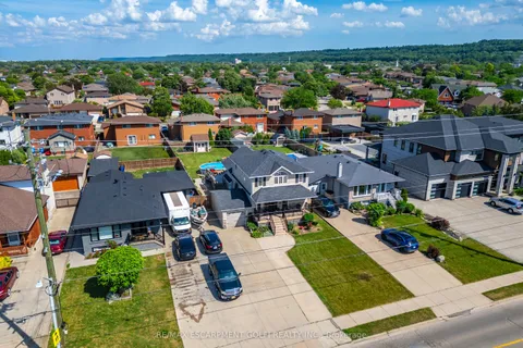 228 Green Road, ON L8E 2A5
