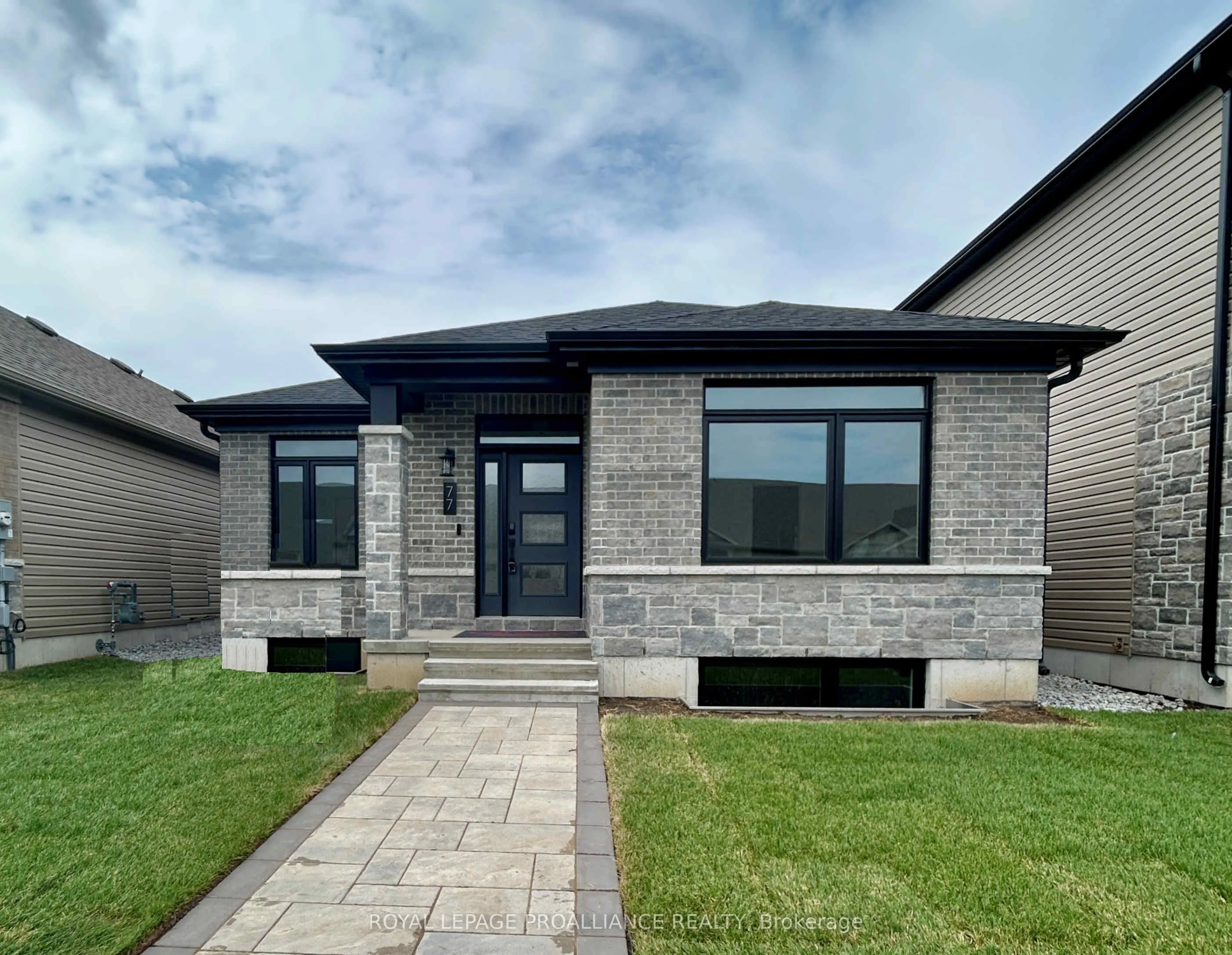 77 Athabaska Drive, ON K8N 0T1