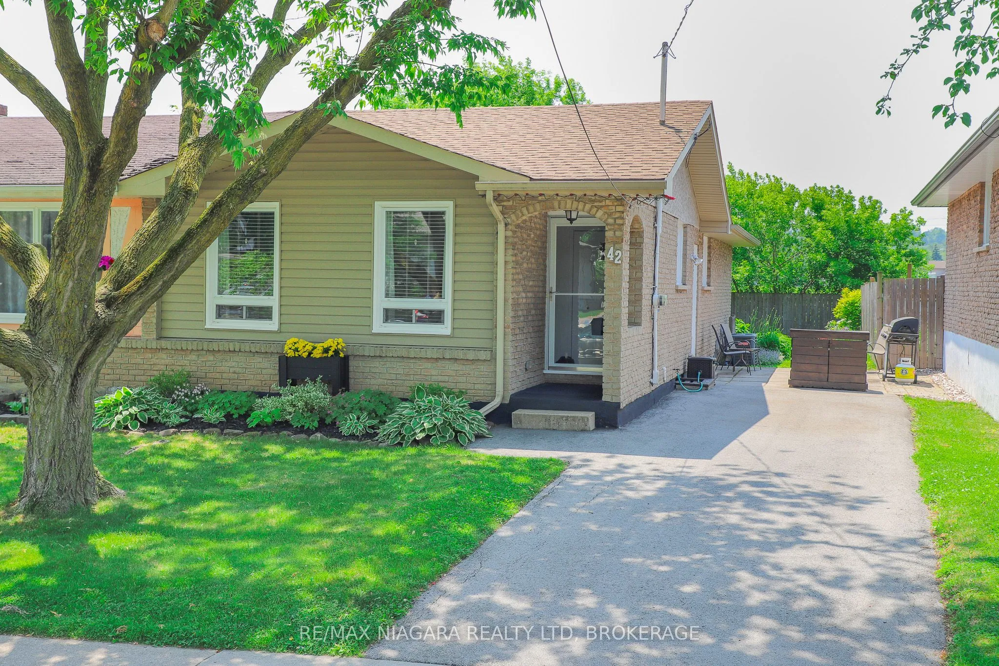 42 Seymour Avenue, ON L2P 1A7