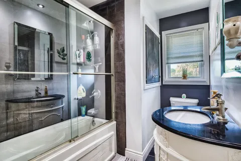 283 Vansickle Road, ON L2S 2T3
