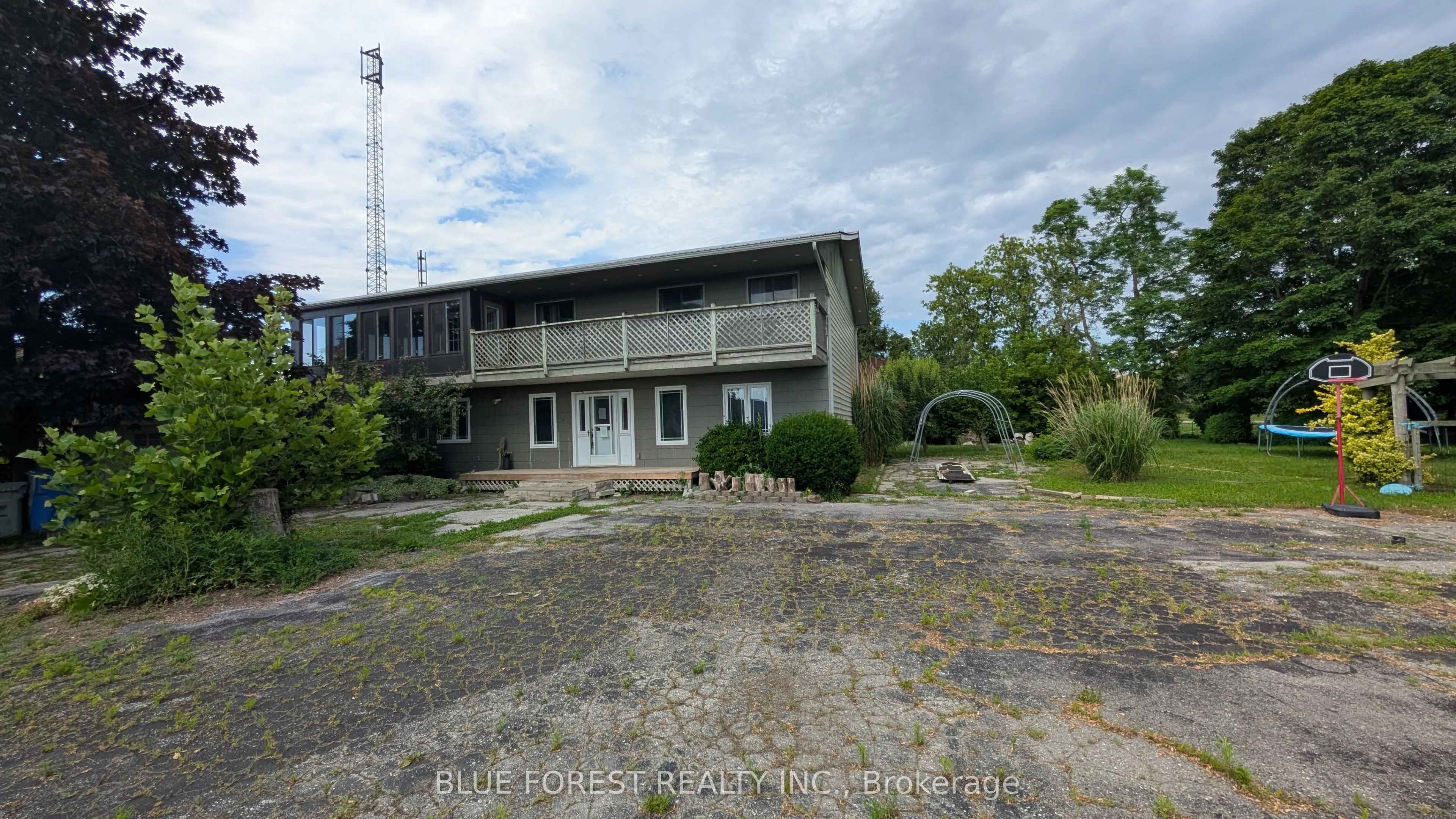 73612 Bluewater Highway, ON N0M 2T0