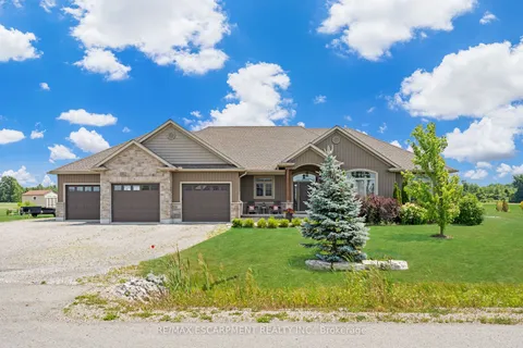 5 SILVERTHORNE Court, ON N1A 2W2