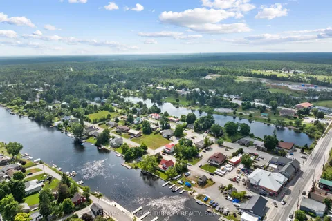 15 North Water Street, ON K0M 1K0