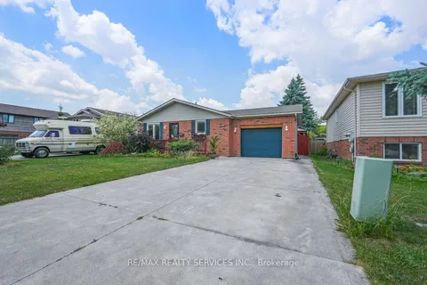 13 Massey Drive, ON N0P 2L0