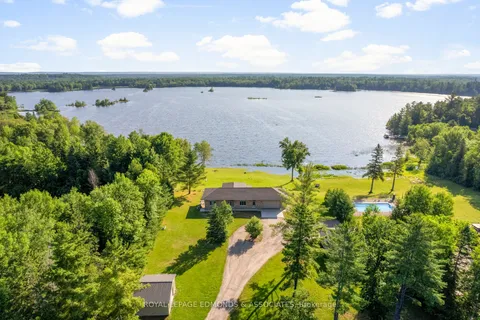 393 Hazley Bay Drive, ON K8A 6W2