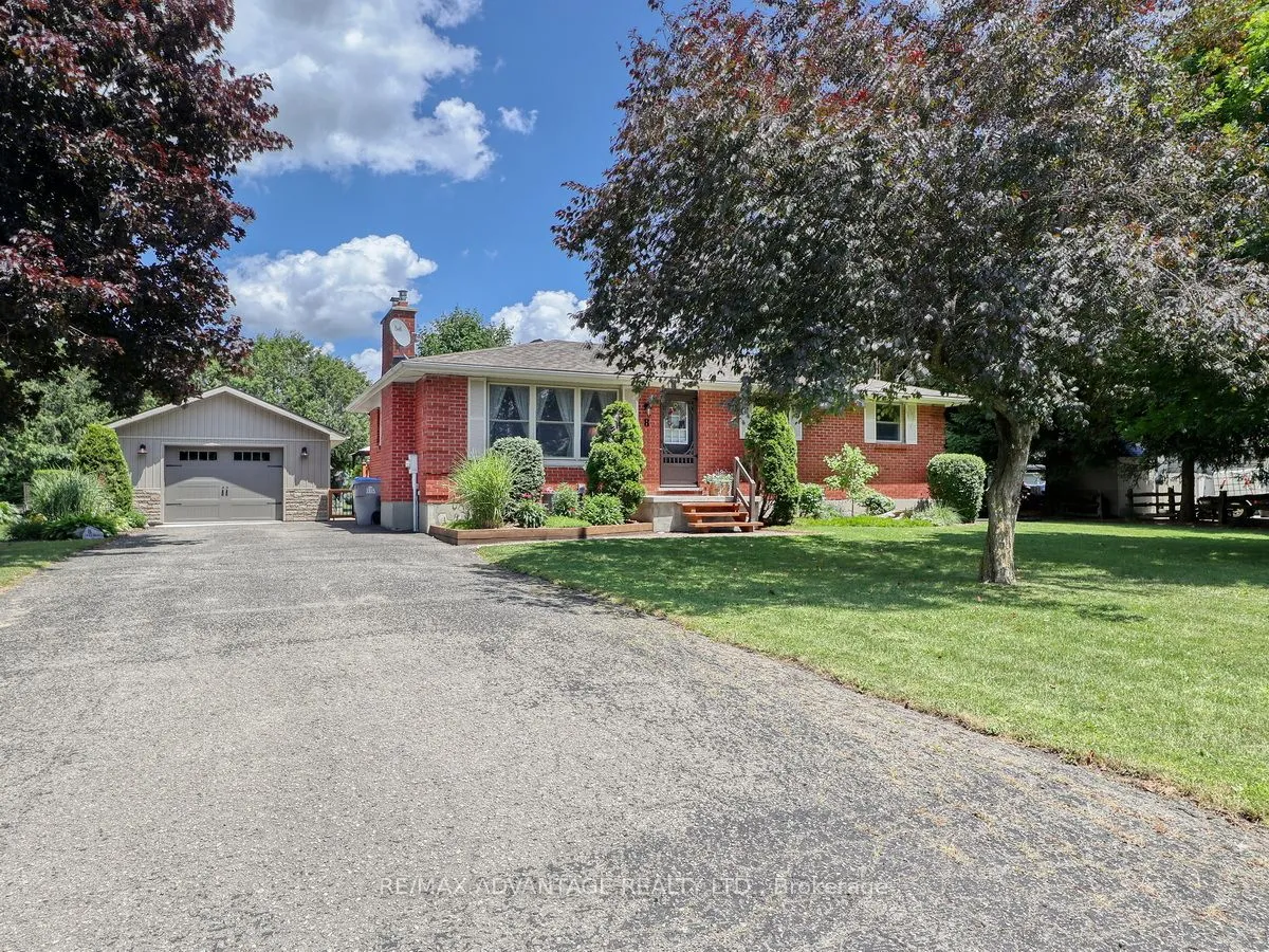 8 East Williams Street, ON N0M 1A0