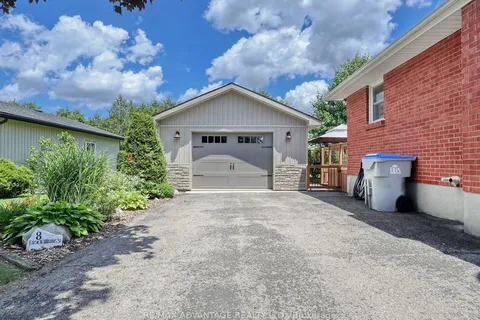 8 East Williams Street, ON N0M 1A0