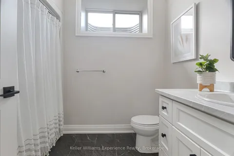 56 Chestnut Hill Crescent, ON N0H 2N0