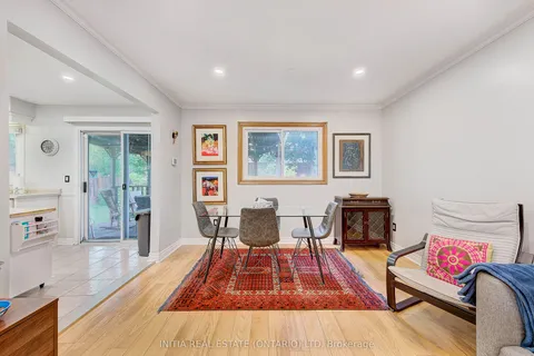 296 Castlegrove Boulevard, ON N6G 3T5