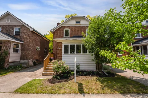 35 Moore Avenue, ON N2J 3E4