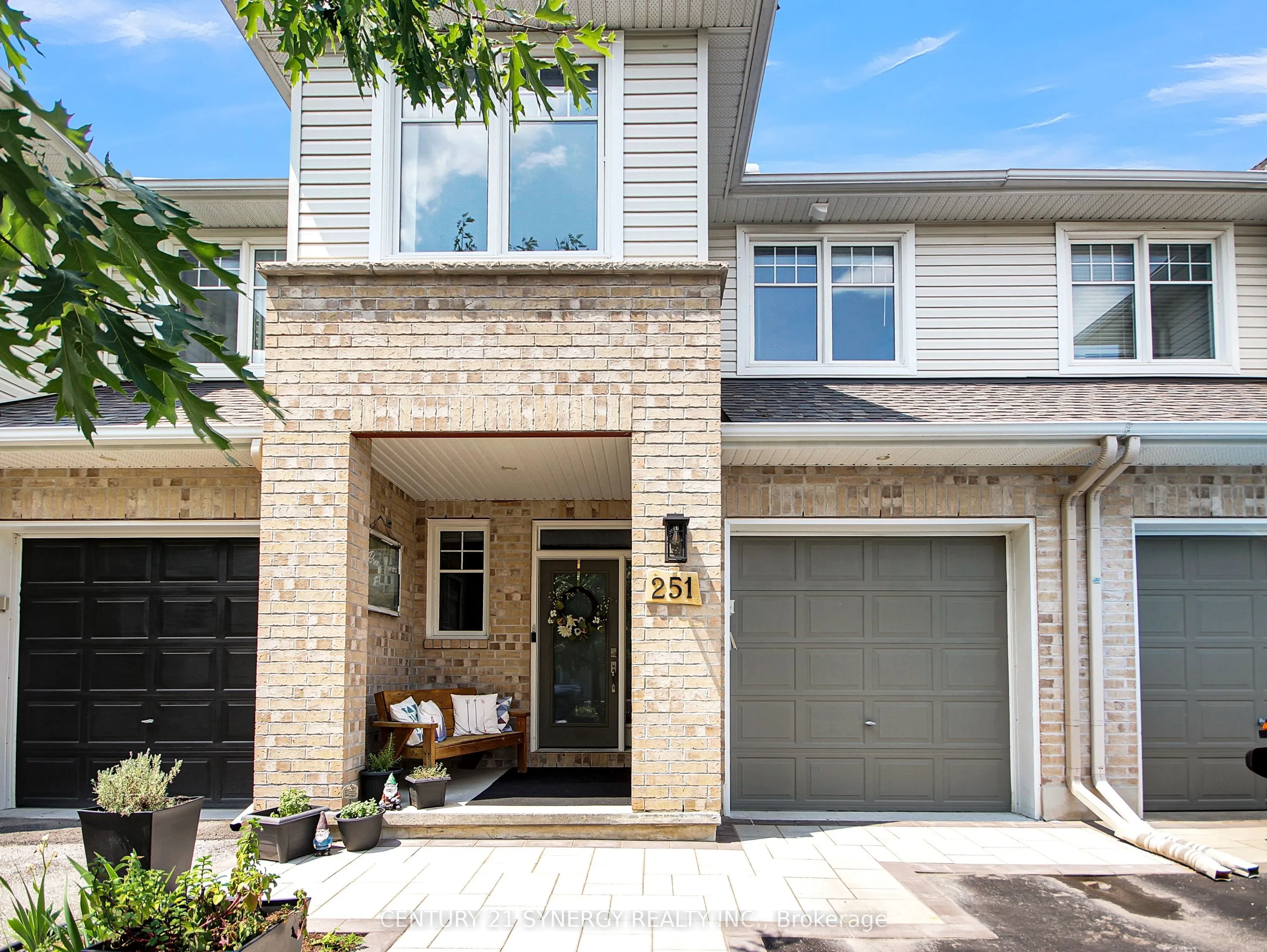 251 Mojave Crescent, ON K2S 0H6