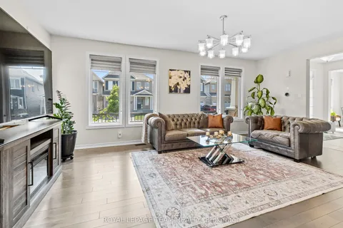 526 Alcor Terrace, ON K2J 6N6