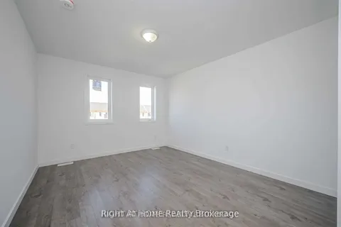 400 Alberta Street, ON L3B 0K5