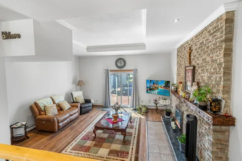 9A Hampton Street, ON N3S 7J2