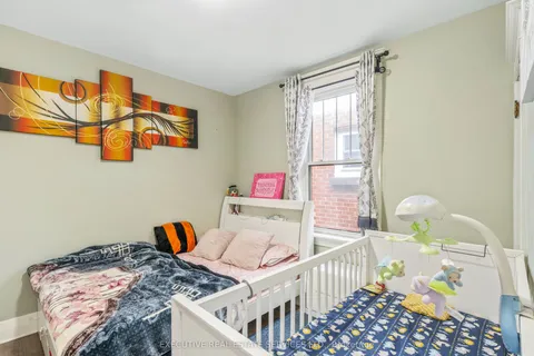 594 HIGHBURY Avenue, ON N5W 4K9
