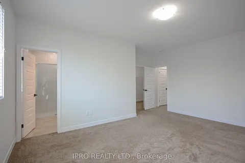 3758 SOUTHBRIDGE Avenue, ON N6L 0G4