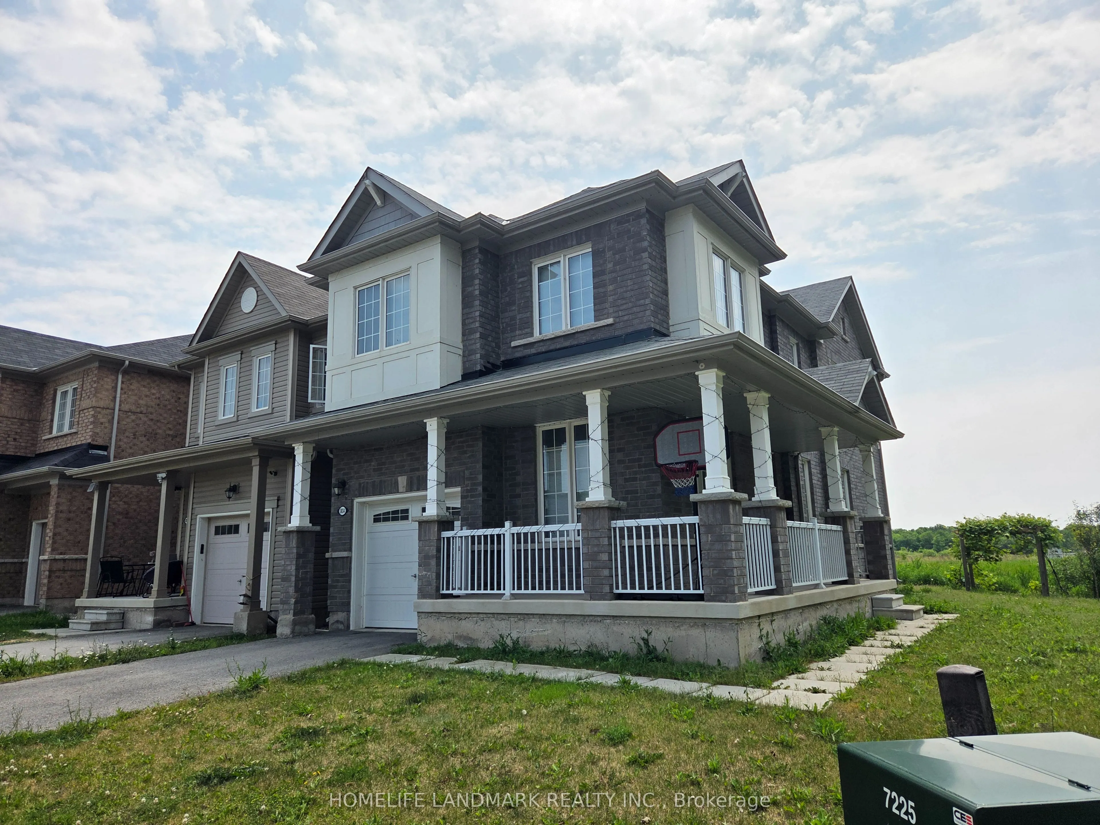 8834 Sourgum Avenue, ON L2H 3S3