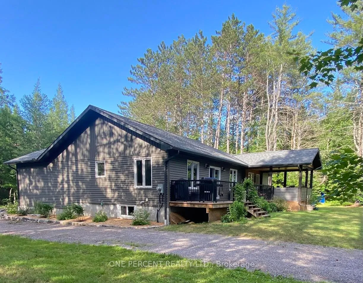 2241 Lone Pine Drive, ON P0B 1L0