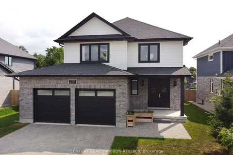 2555 Terry Fox Court, ON N0L 1W0