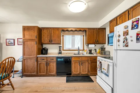 3 Leap Court, ON K6H 6M6