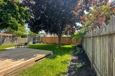 341 Bradford Drive, ON N7S 5C7