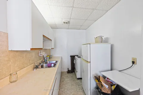 120 Bagot Street, ON K7L 3E5