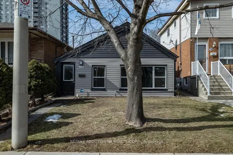 131 West Avenue, ON L8L 5C4