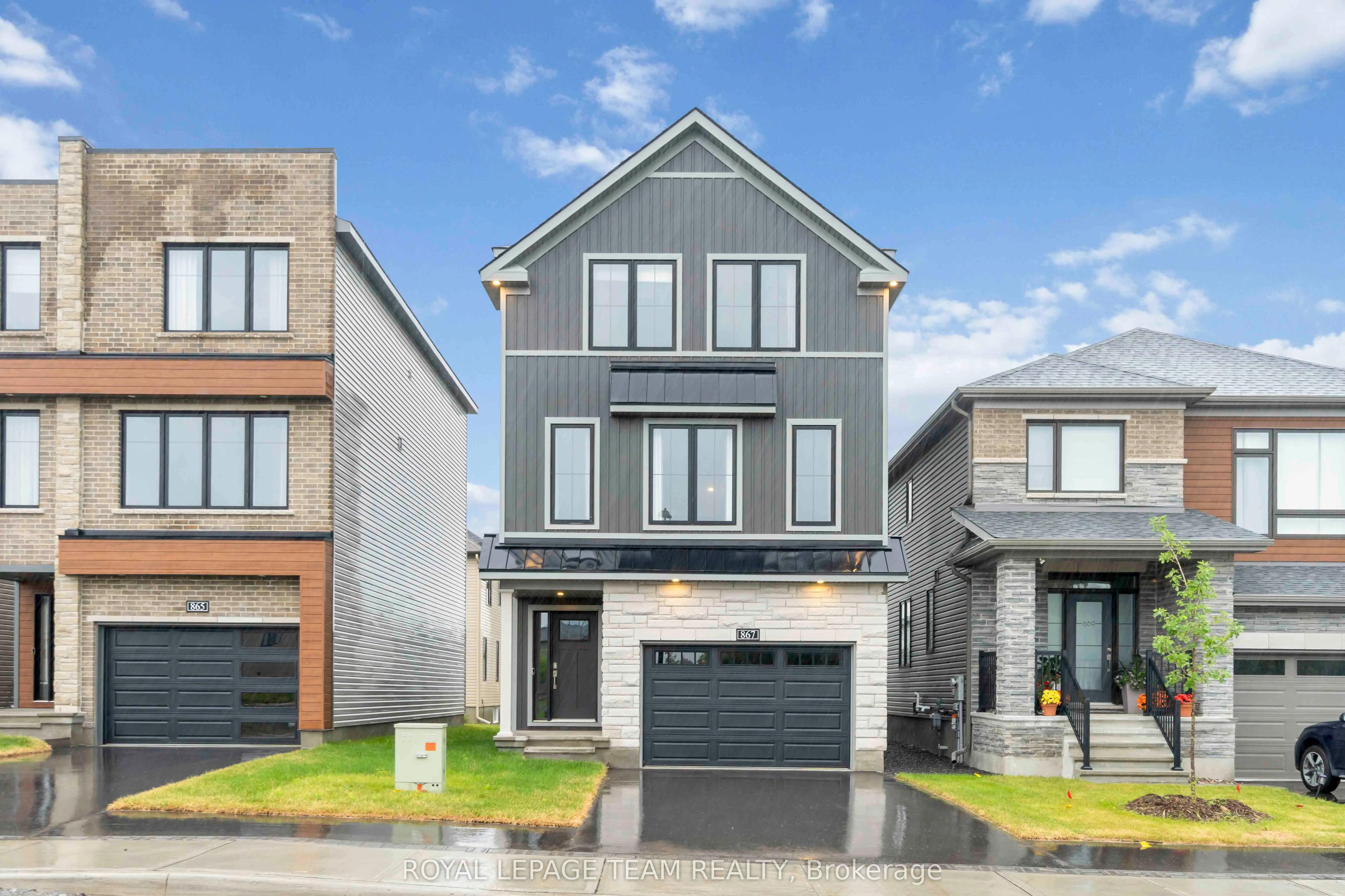 867 Cappamore Drive, ON K2J 7C3