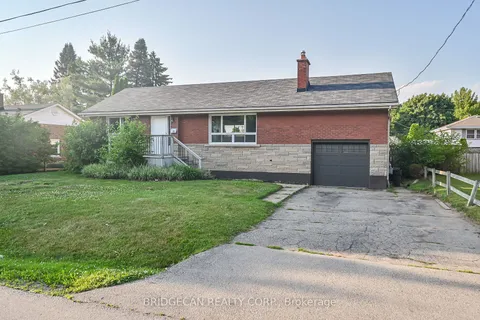 17 Brierwood Avenue, ON L3M 1J5