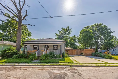 7 Penwarden Street, ON N5P 2R6