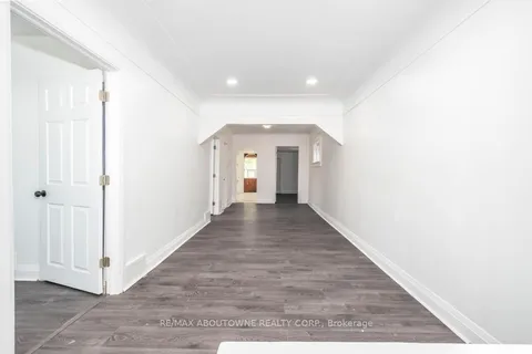 126 HARMONY Avenue, ON L8H 4Y3