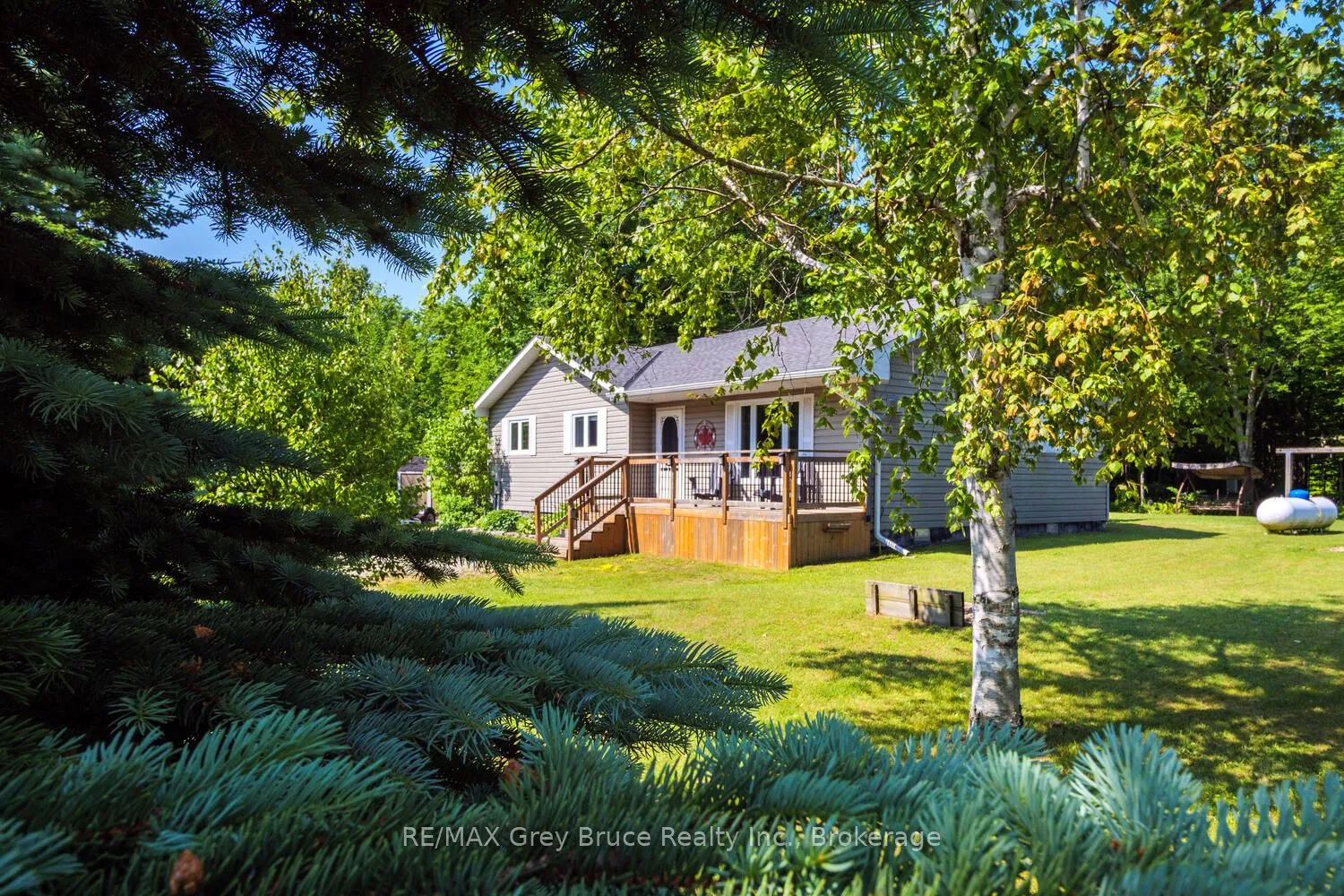 32 SUGARBUSH Road, ON N0H 2T0
