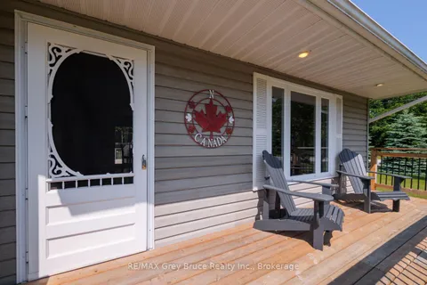 32 SUGARBUSH Road, ON N0H 2T0