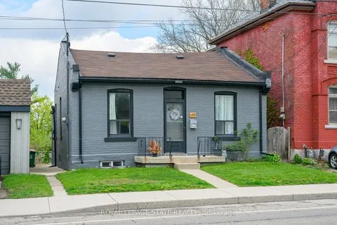 129 Dundurn Street, ON L8R 3E7