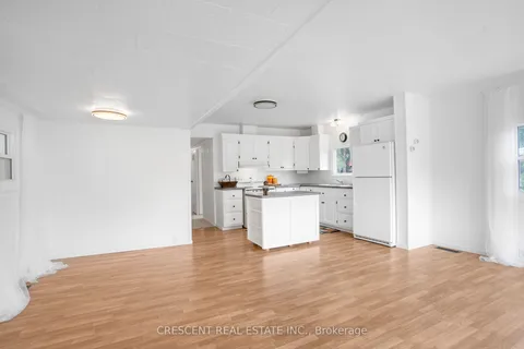22220 Charing Cross Road, ON N7M 5V8