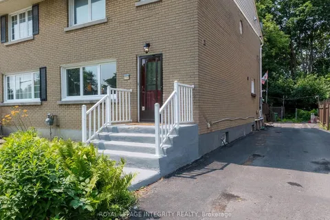 904 Kirkwood Avenue, ON K1Z 5Y4