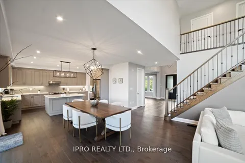138 Creekwood Court, ON L9Y 0V1
