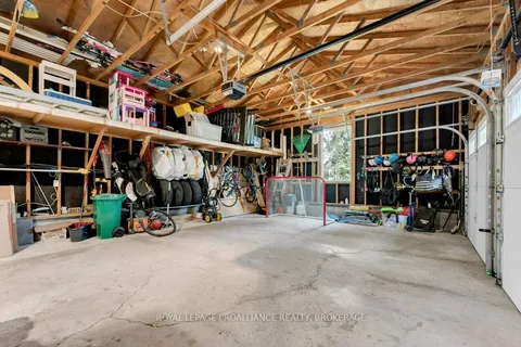 5 Faircrest Boulevard, ON K7L 4V1