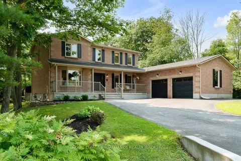 5 Faircrest Boulevard, ON K7L 4V1