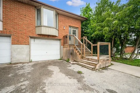 1236 Ottawa Street, ON N2E 1L8