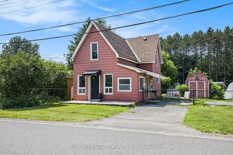 10 Neilson Street, ON K7S 3G2