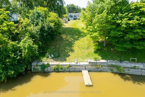 1896 River Road, ON N0A 1E0