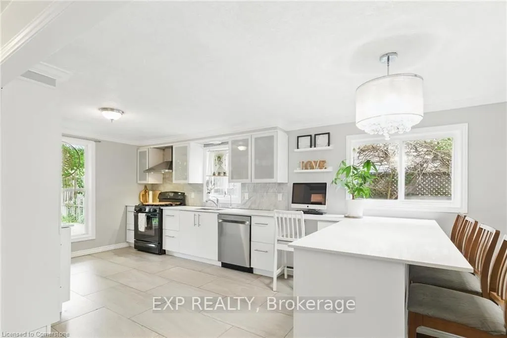 147 Rolling Meadows Drive, ON N2N 1X8